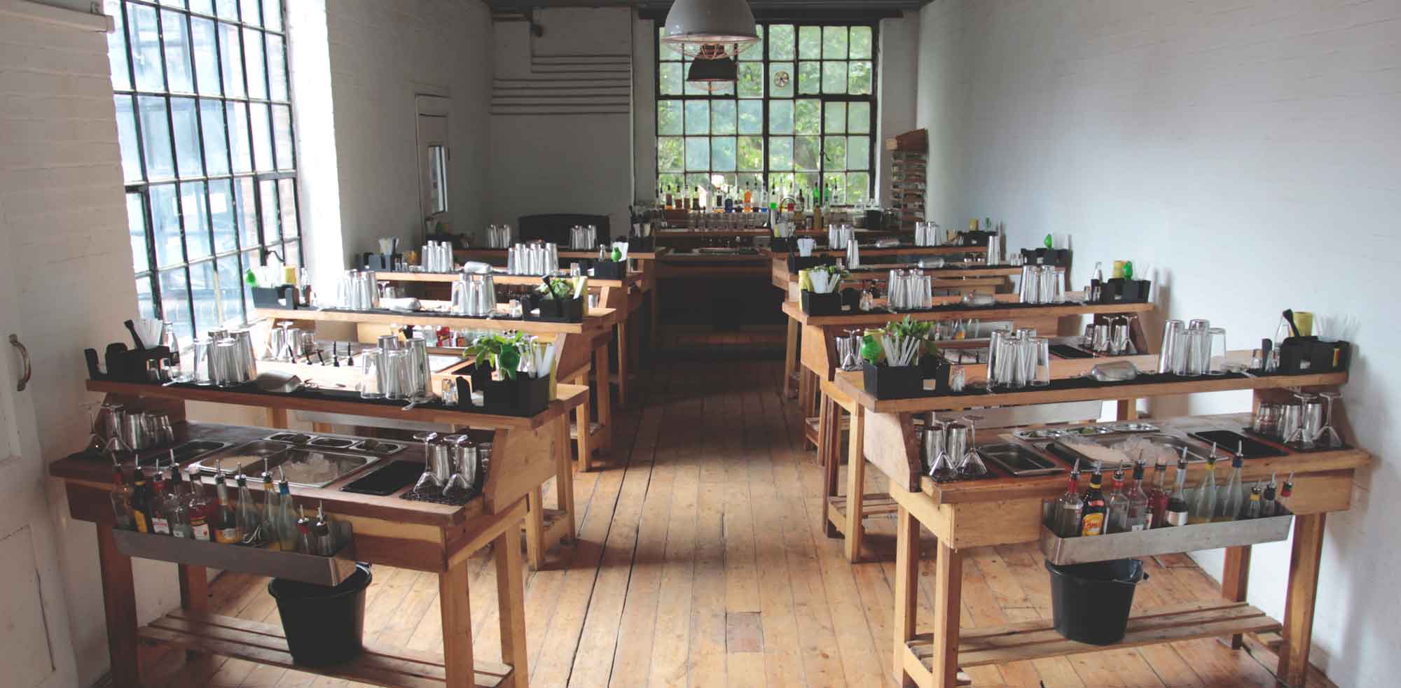 tt-liquor-cocktail-making-classes-shoreditch-east-london-04