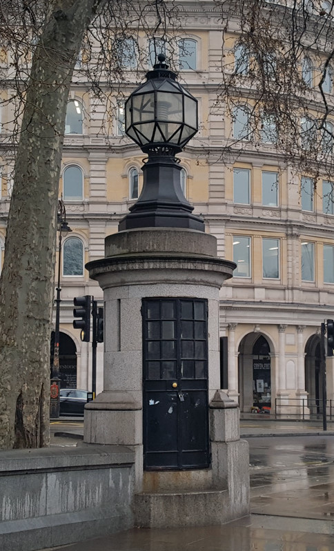 trafalgar-square-police-box
