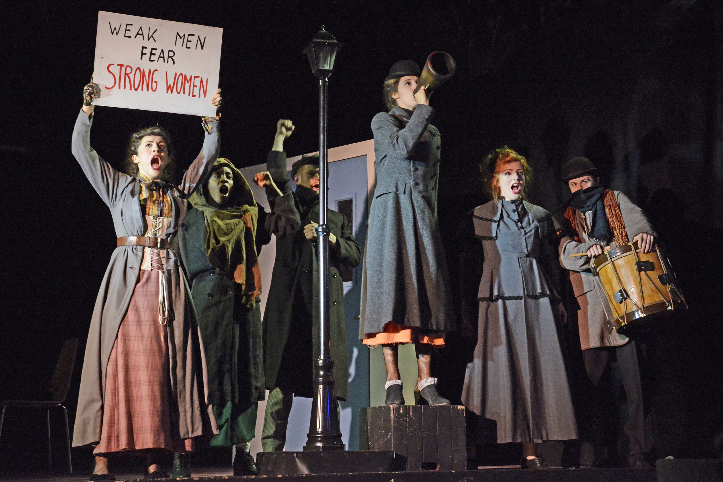 ©NOBBY CLARK
+44(0)7941-515770
+44(0)20-7274-2105
nobby@nobbyclark.co.uk